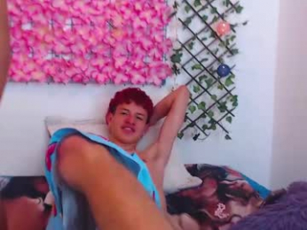 iam_lukas__ webcam model stream image