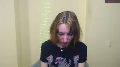 LillyBluee webcam model stream image