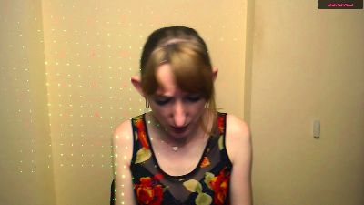 LillyBluee webcam model stream image