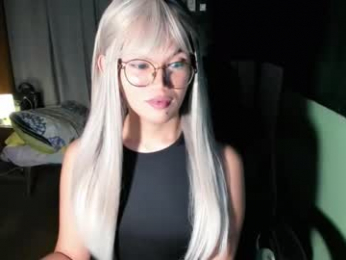 esilchan webcam model stream image