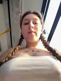 cuteperseon webcam model stream image