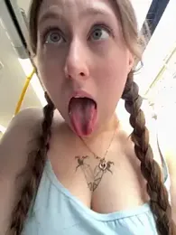 cuteperseon webcam stripchat model stream image