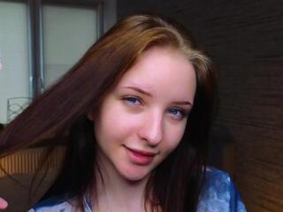 Ora Bottrellf webcam model stream image