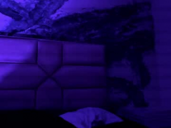 ariannaroux_ webcam model stream image