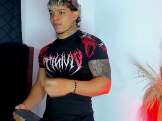 Noah Brown webcam model stream image