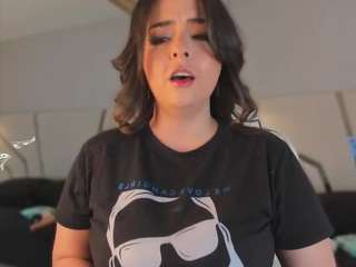 alyn-moon webcam model stream image