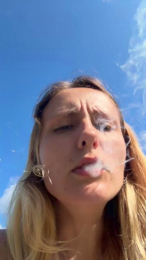 Rainbowkiss3z webcam model stream image
