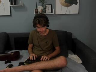 Laslo Blaze webcam model stream image