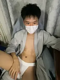 Zhang_yiovo webcam model stream image