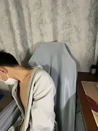 Zhang_yiovo webcam model stream image