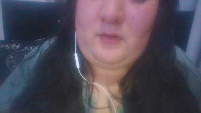 Mati_bear webcam model stream image