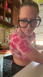 Cherry_MrWolf webcam model stream image