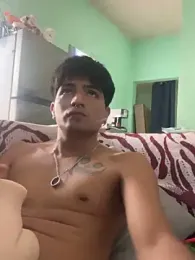 yObal-hot webcam model stream image