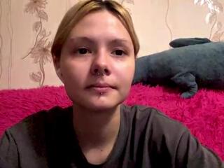 Rosaline Mynatt webcam model stream image