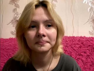 Rosaline Mynatt webcam model stream image