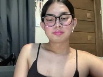 milkyhottie_slutxx webcam model stream image