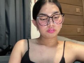 milkyhottie_slutxx webcam model stream image