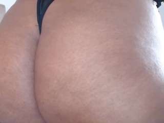 luisacastelx webcam model stream image