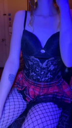 Squirt4you83 webcam model stream image