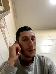 Gionnytav webcam model stream image