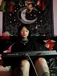 Isabella__dark webcam stripchat model stream image