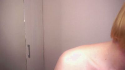 BreeHanners webcam model stream image