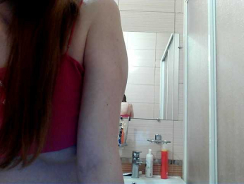 VrEmEnnAyAa webcam model stream image