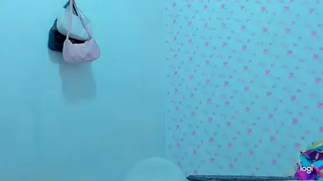 StassieBell webcam model stream image