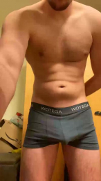 Boy18cm99 webcam model stream image