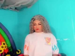 mayka-brunette01 webcam model stream image