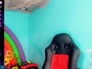 mayka-brunette01 webcam camsoda model stream image