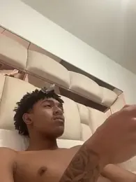 Boy_cock18 webcam model stream image