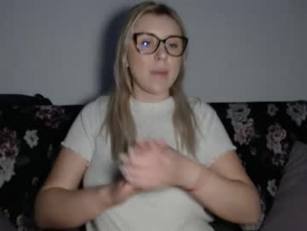 dalyana22 webcam model stream image