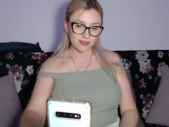 dalyana22 webcam model stream image