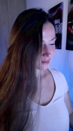 BruunaLove_ webcam model stream image