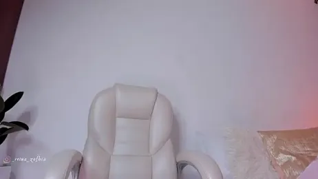 Reina_ webcam model stream image