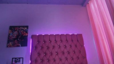 Naddynee webcam model stream image