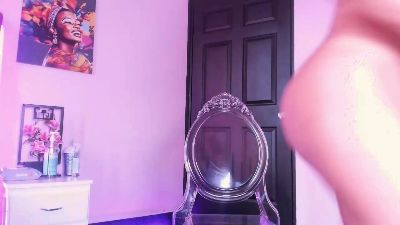 Naddynee webcam model stream image