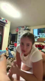 Throupleslust webcam model stream image