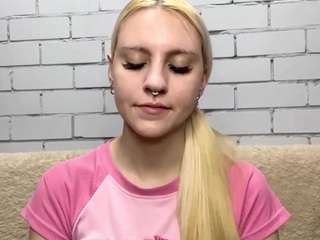 medaschur webcam model stream image