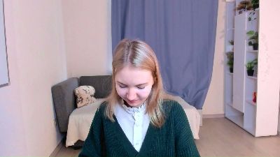 AlesiaTrench webcam model stream image