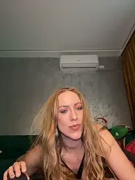 LunaAlya webcam stripchat model stream image