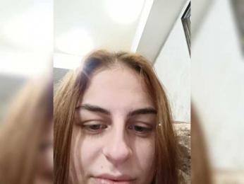 Lyapochkaa webcam model stream image