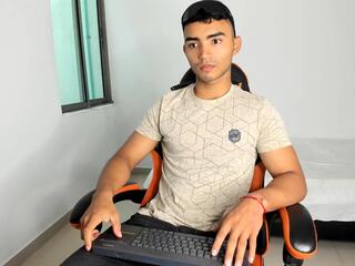 Liian Brown webcam model stream image