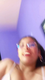 Fox_roxxan webcam model stream image