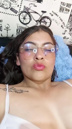 Fox_roxxan webcam model stream image