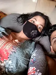 Trending_couple_1 webcam model stream image