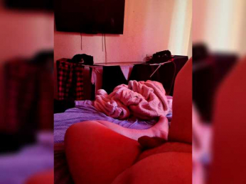 Pisyli webcam bongacams model stream image