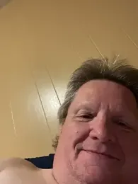 NE_1_4_69_ webcam stripchat model stream image