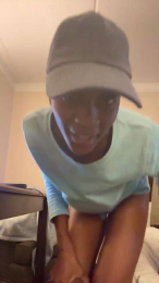 Thehousewifegod webcam cam4 model stream image